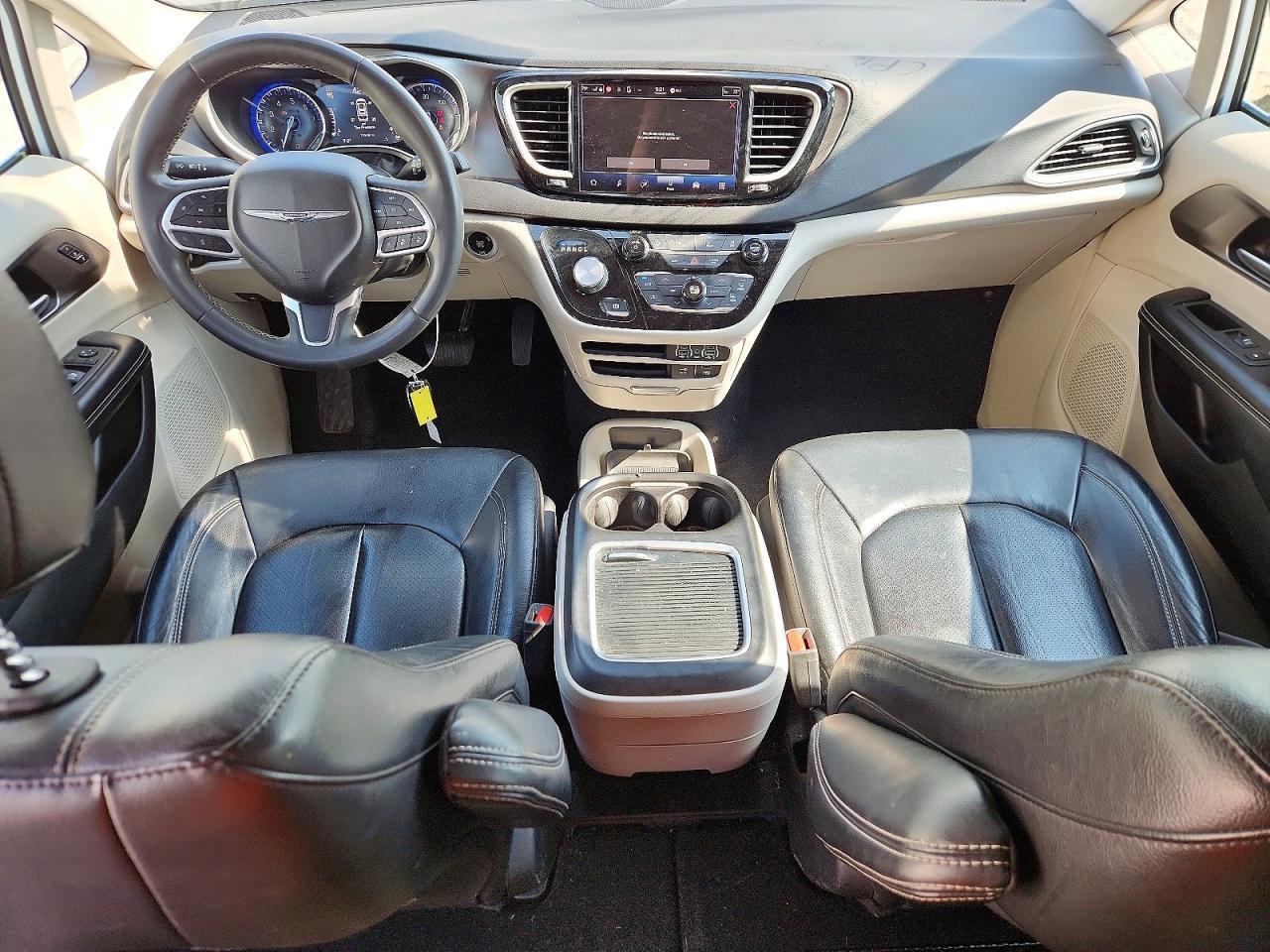 2022 CHRYSLER Pacifica