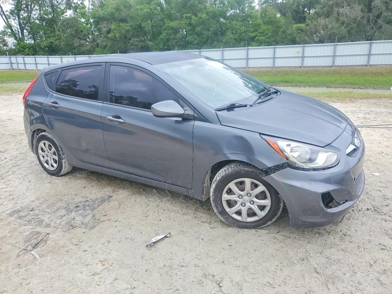 2013 HYUNDAI ACCENT