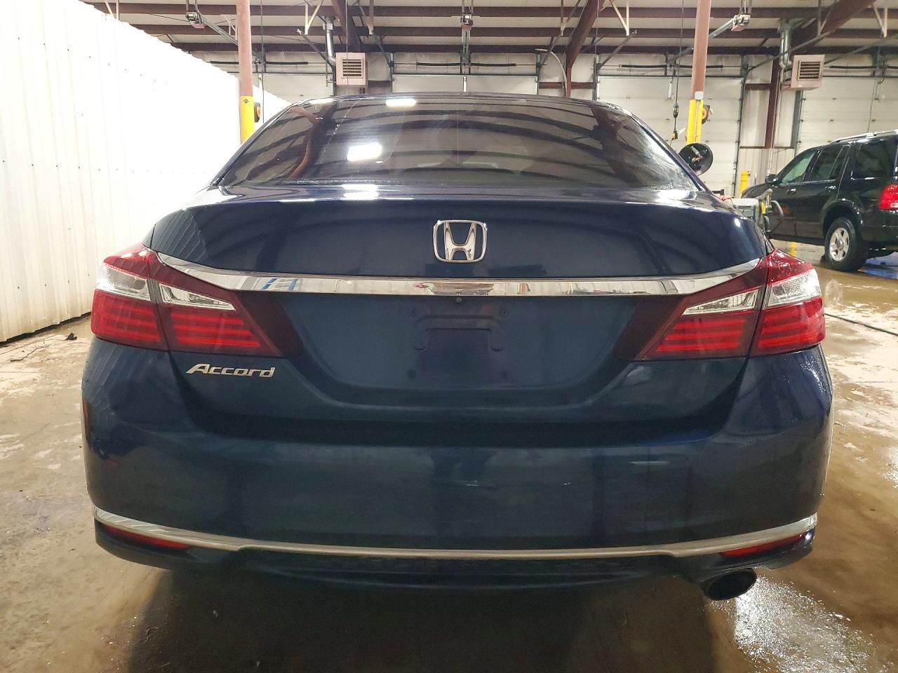 2017 HONDA ACCORD