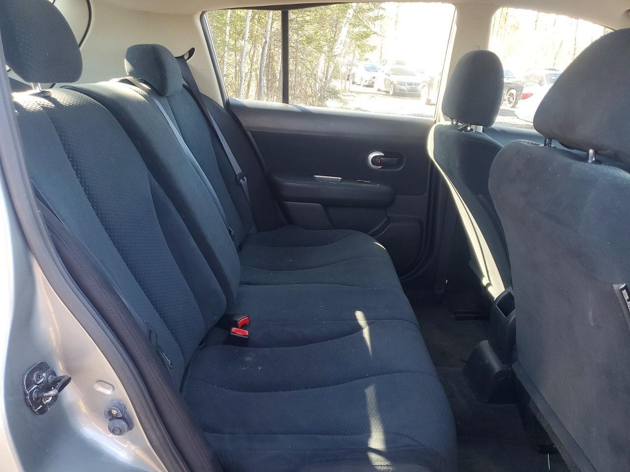 2012 NISSAN VERSA