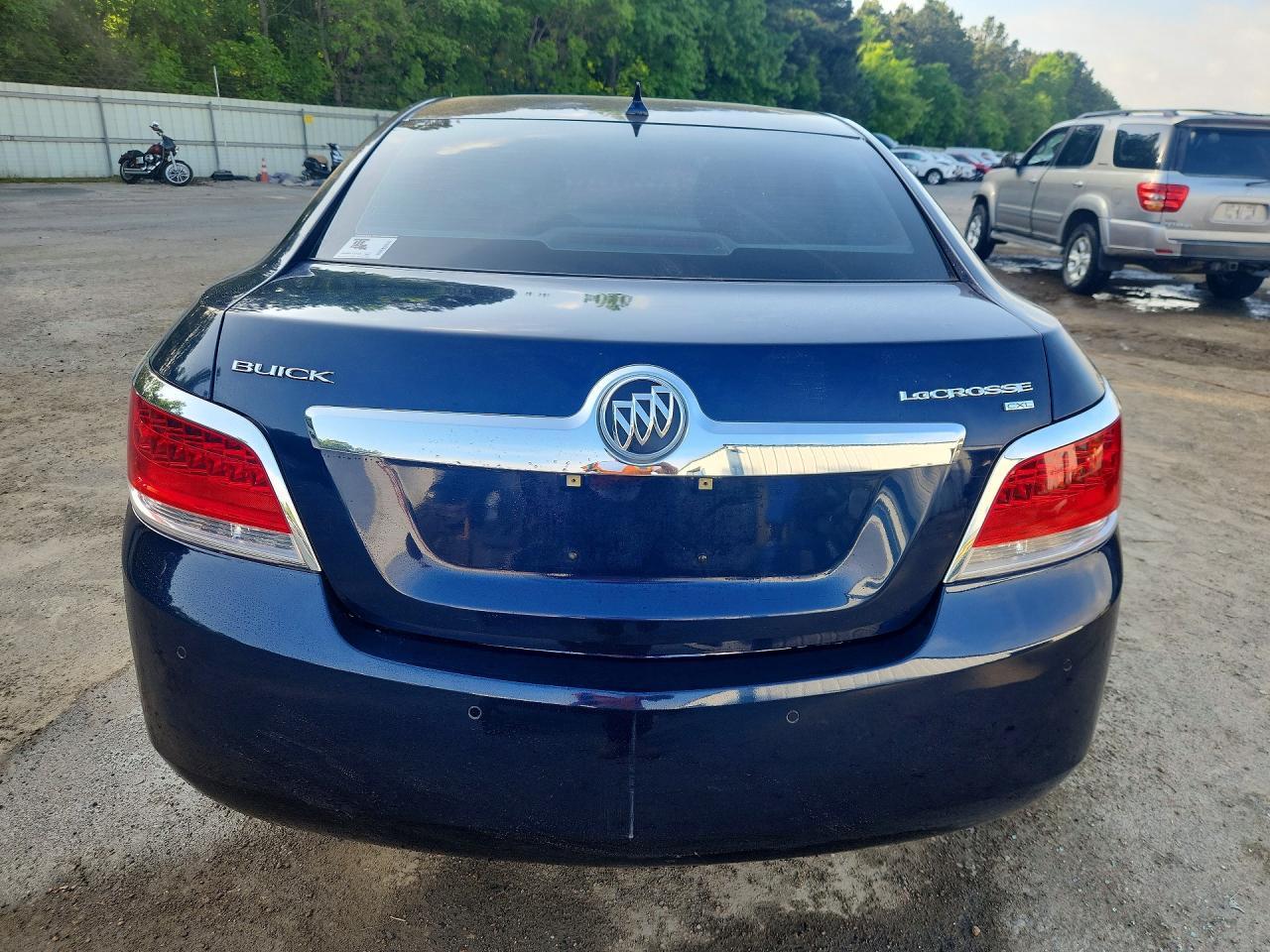 2011 BUICK LACROSSE