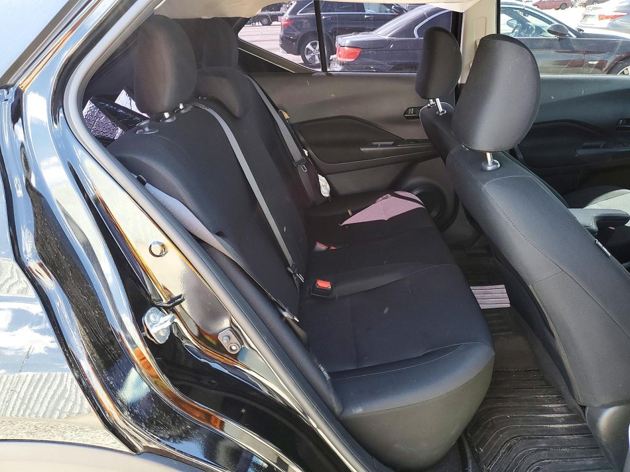 2024 NISSAN KICKS