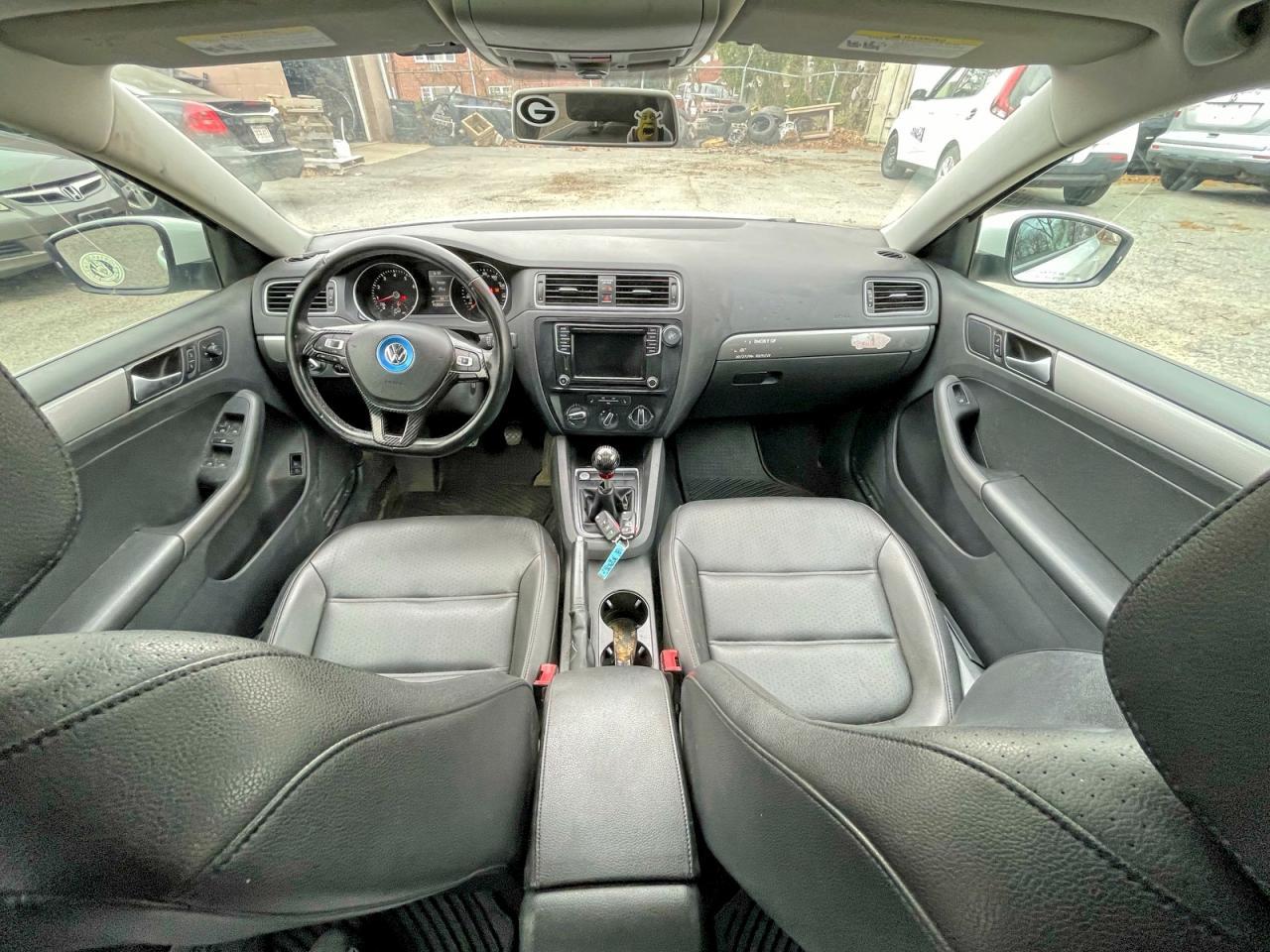 2017 VOLKSWAGEN JETTA