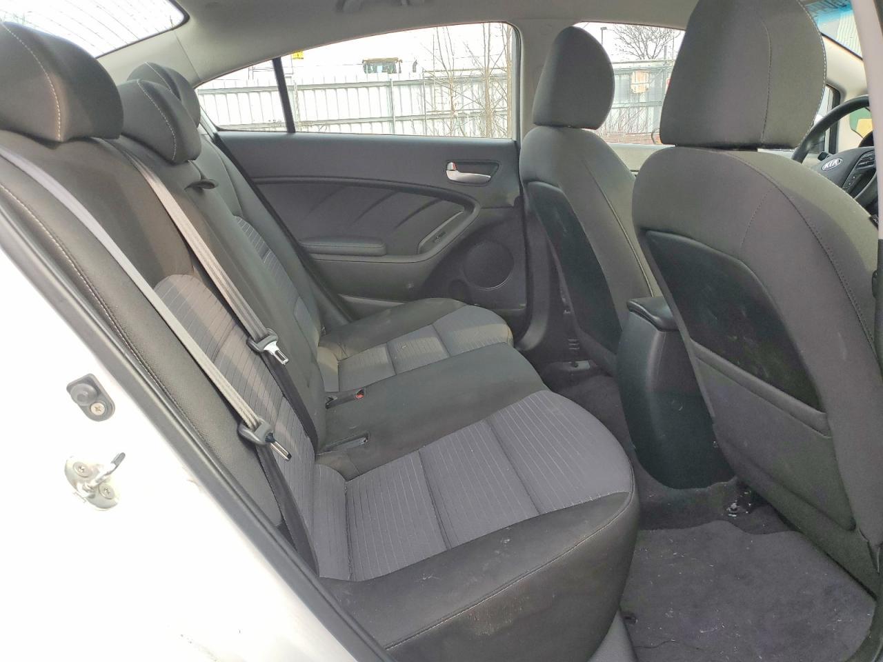 2017 KIA FORTE