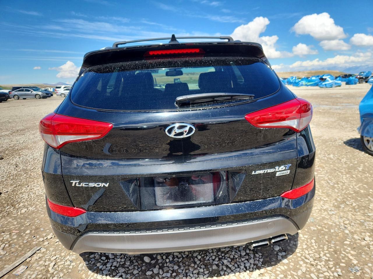 2016 HYUNDAI TUCSON