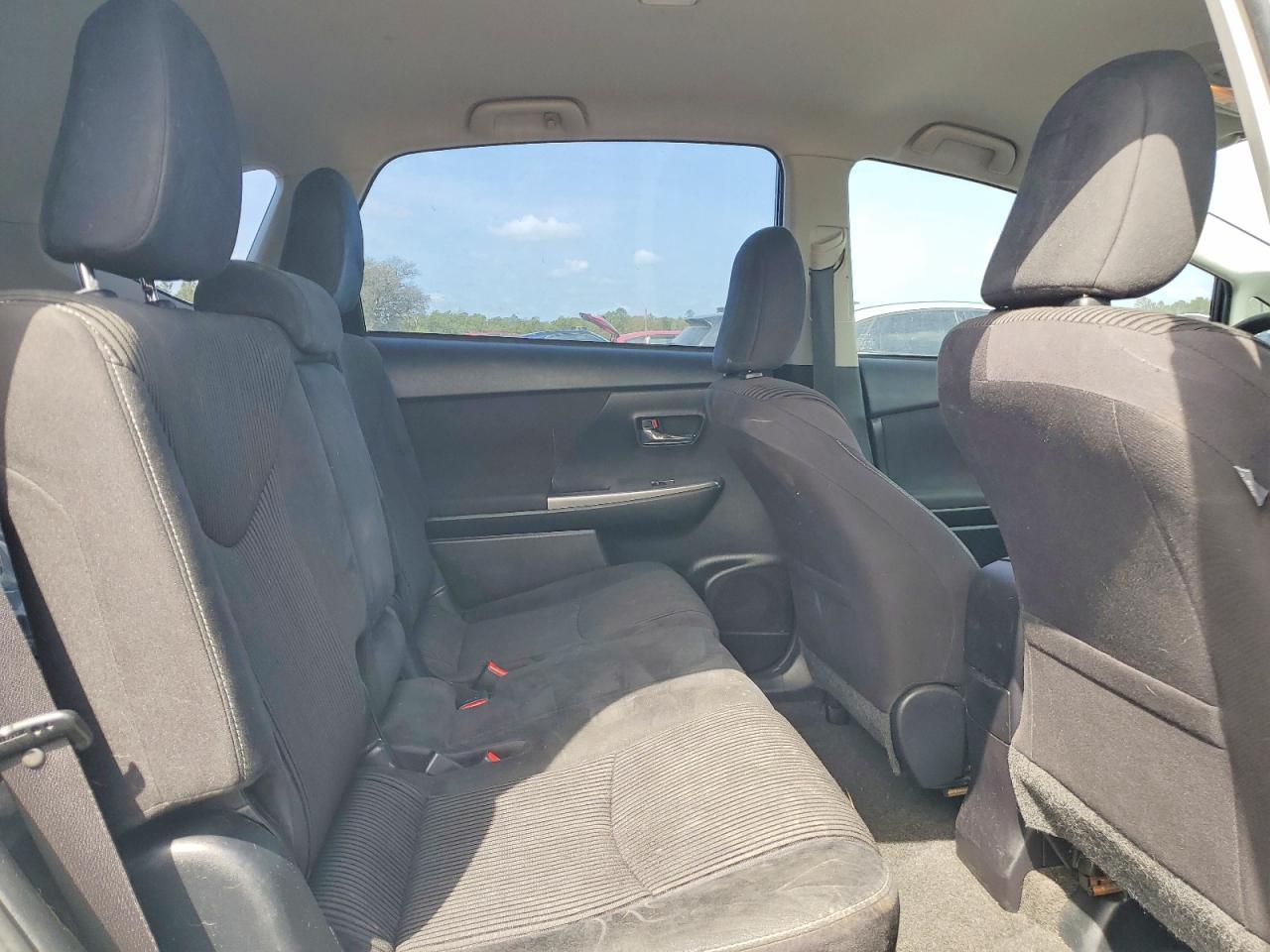 2016 TOYOTA PRIUS V