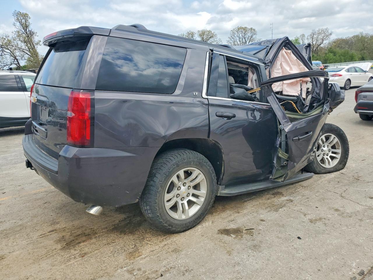 2015 CHEVROLET Tahoe