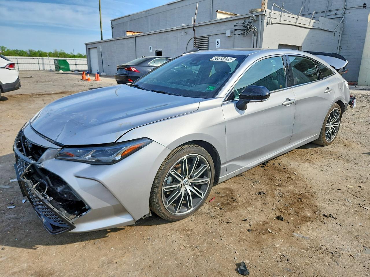 2019 TOYOTA Avalon