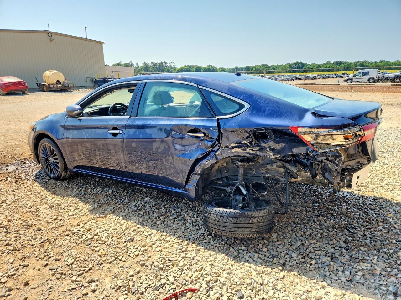 2016 TOYOTA Avalon