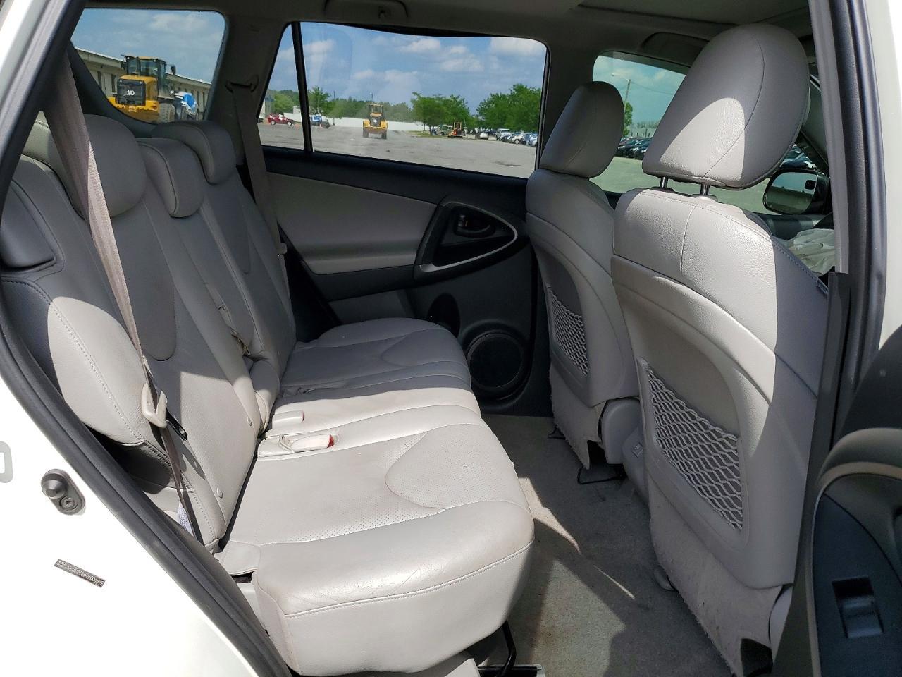 2009 TOYOTA RAV4