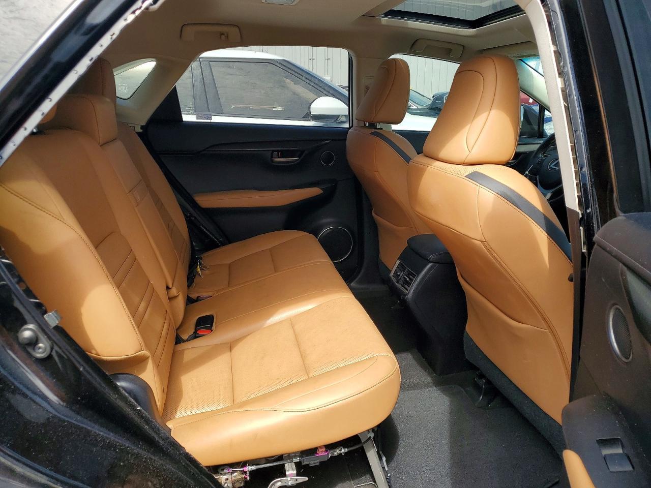 2015 LEXUS NX 200T