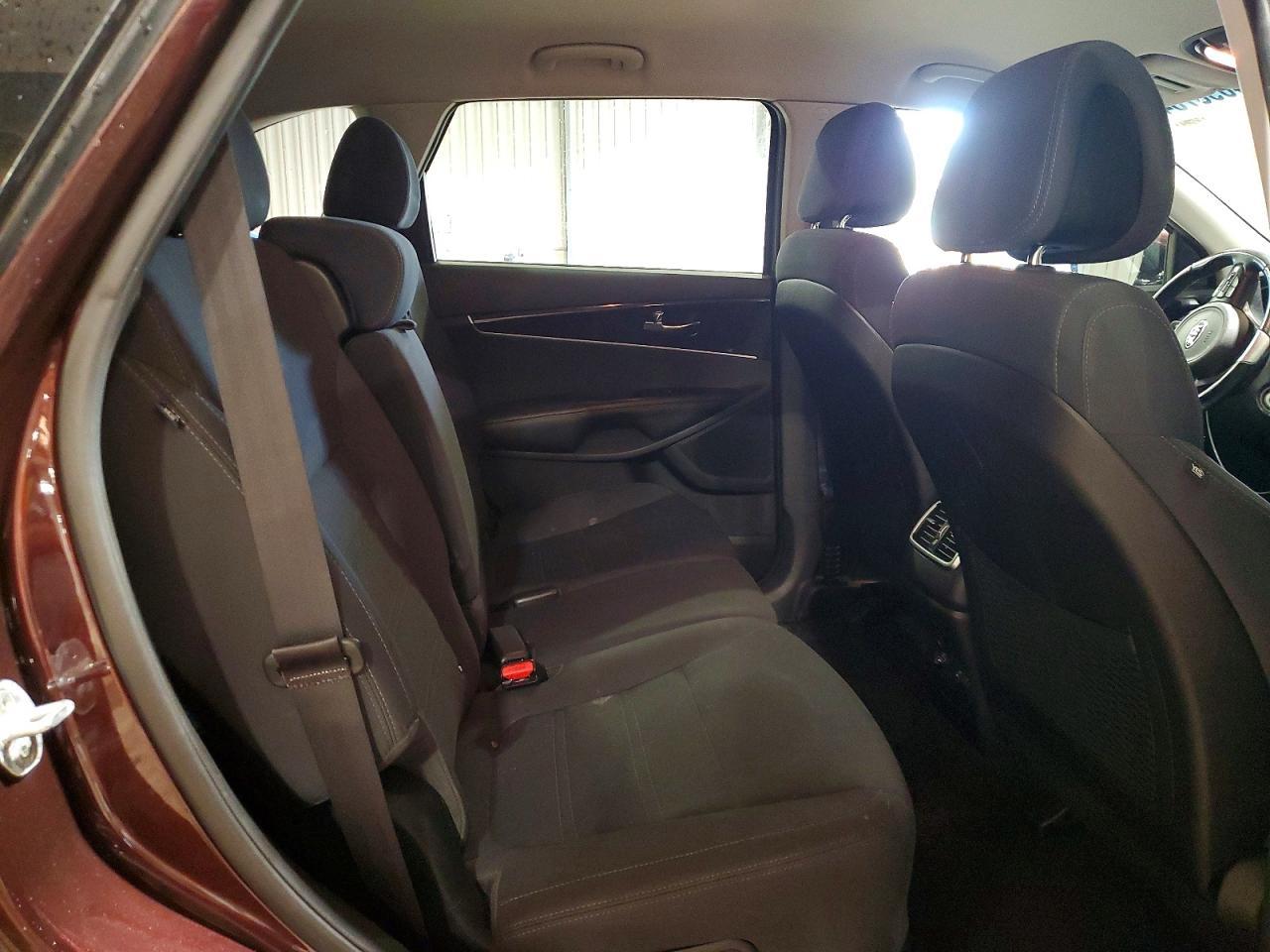 2016 KIA SORENTO