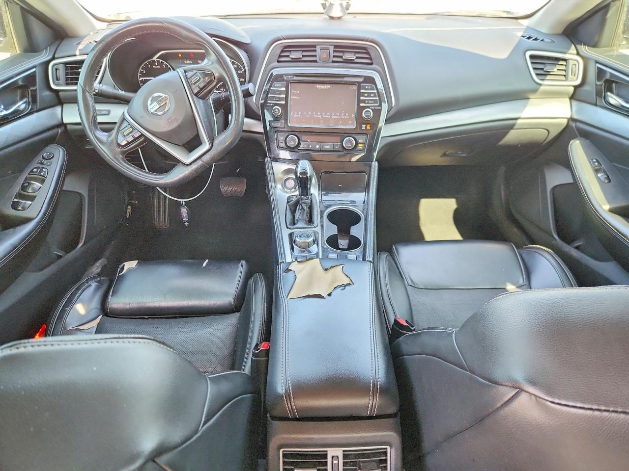 2017 NISSAN Maxima