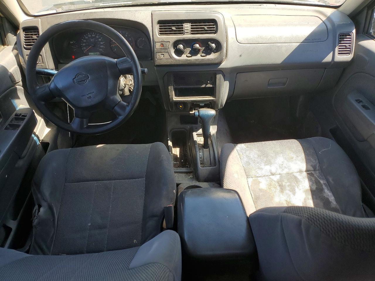 2001 NISSAN Frontier