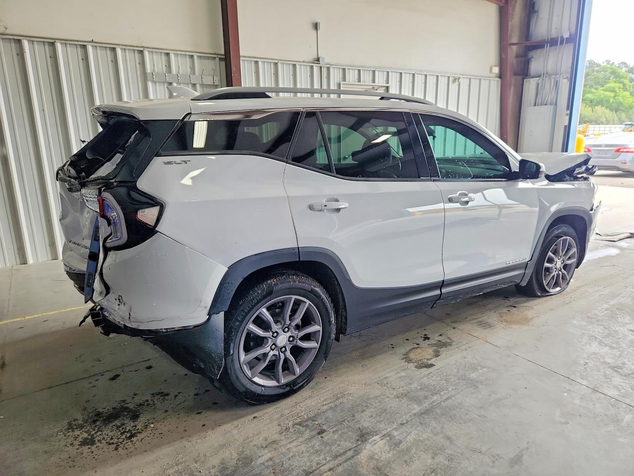 2022 GMC Terrain