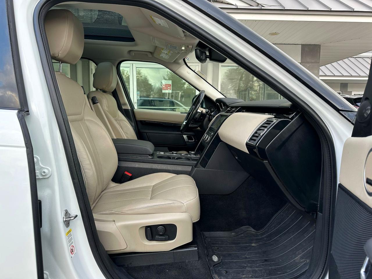 2019 LAND ROVER Discovery