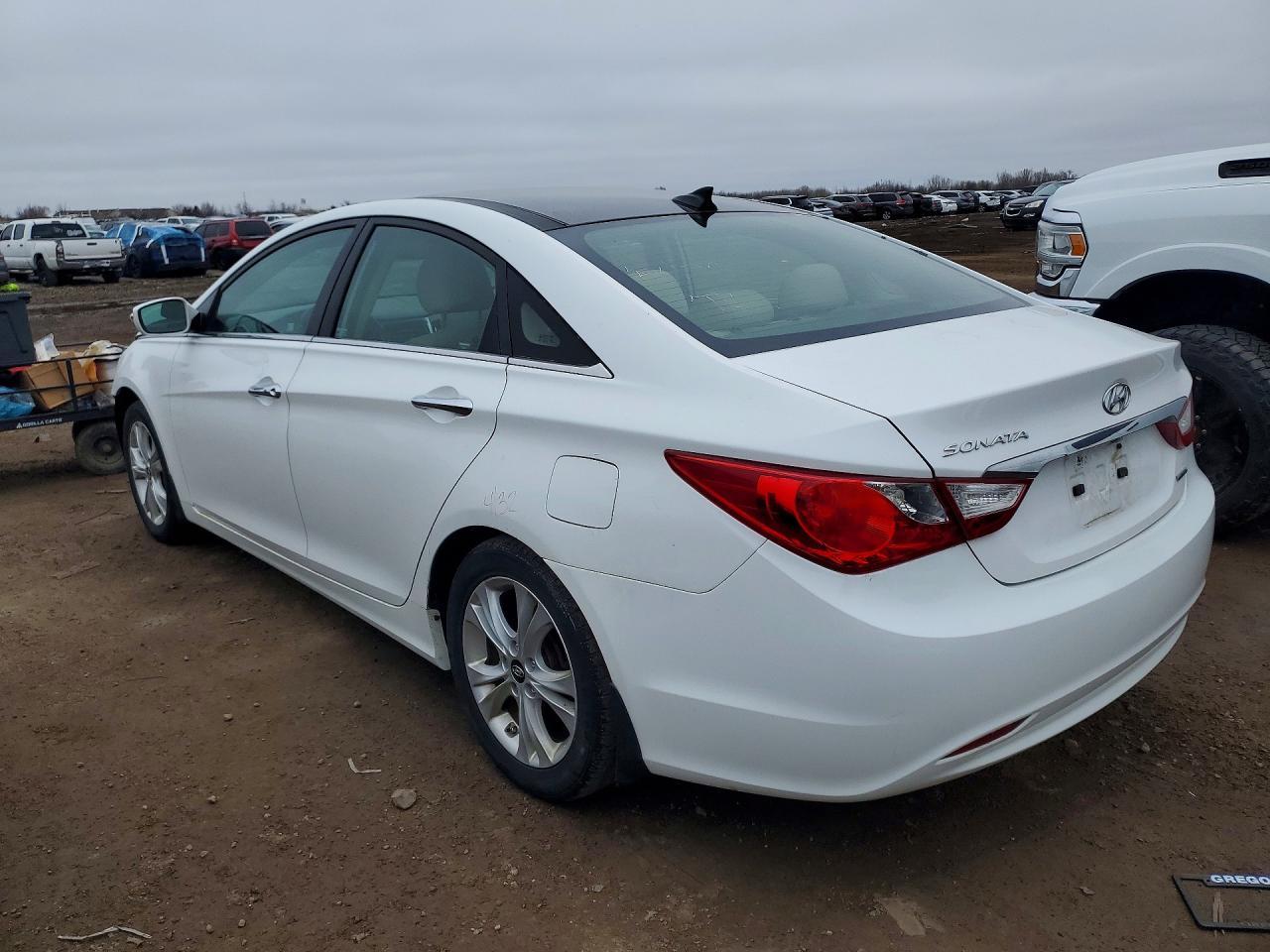 2013 HYUNDAI SONATA