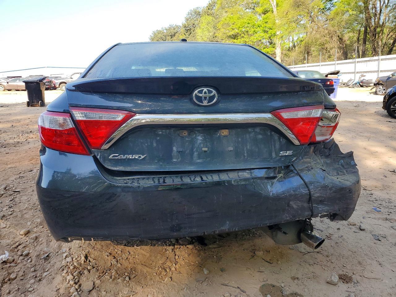 2017 TOYOTA CAMRY