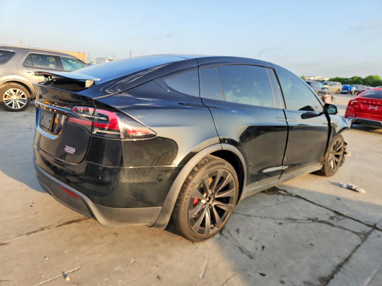 2024 TESLA MODEL X