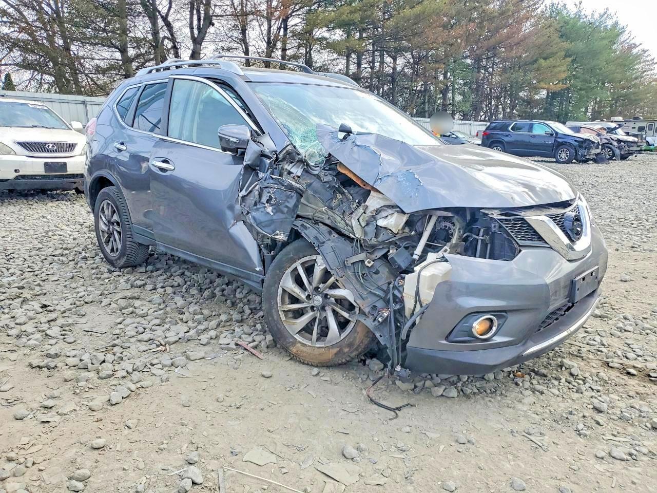 2014 NISSAN ROGUE