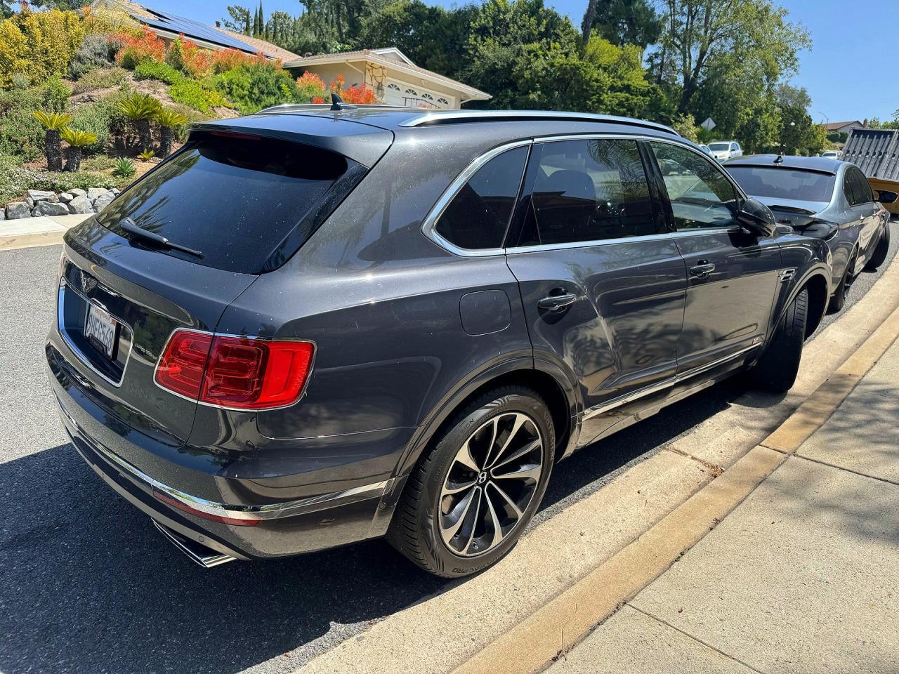 2017 BENTLEY Bentayga