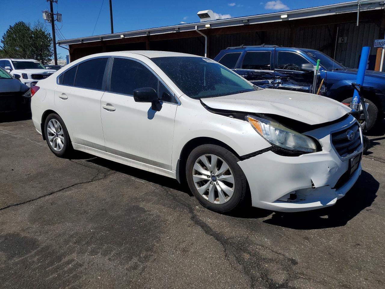 2017 SUBARU Legacy
