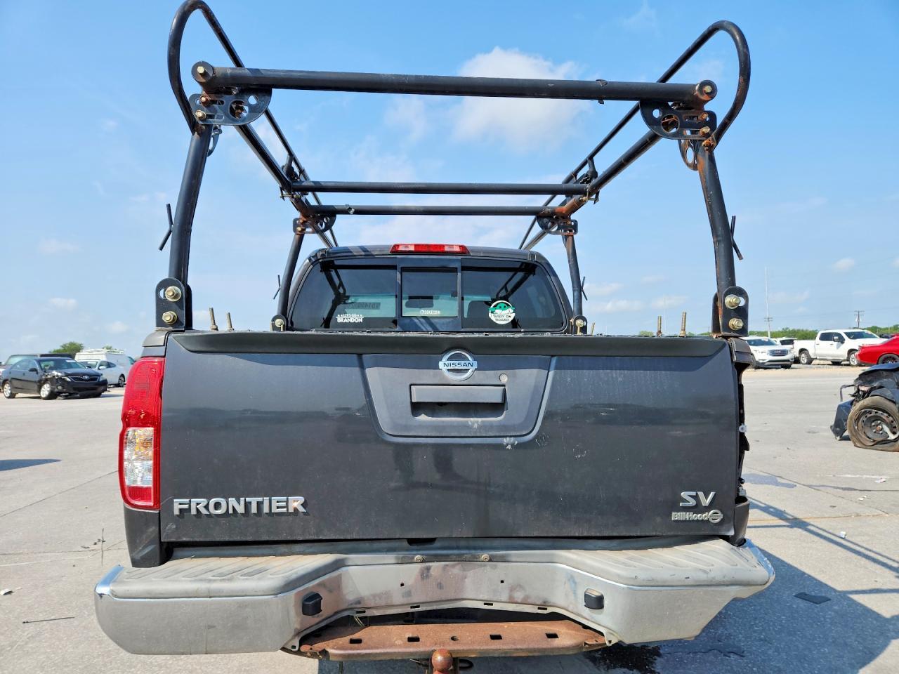 2014 NISSAN Frontier