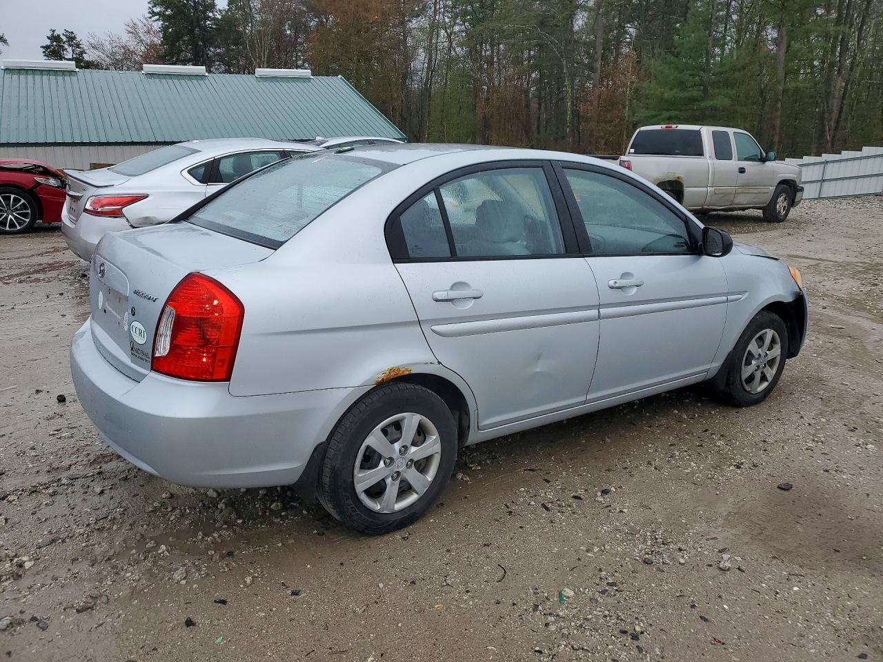2010 HYUNDAI ACCENT