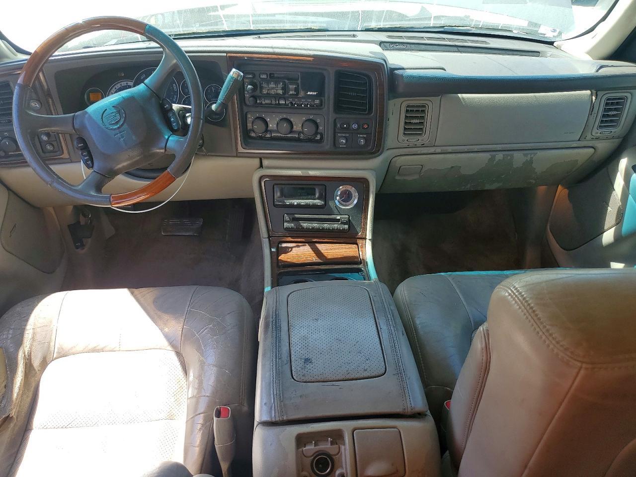 2002 CADILLAC ESCALADE