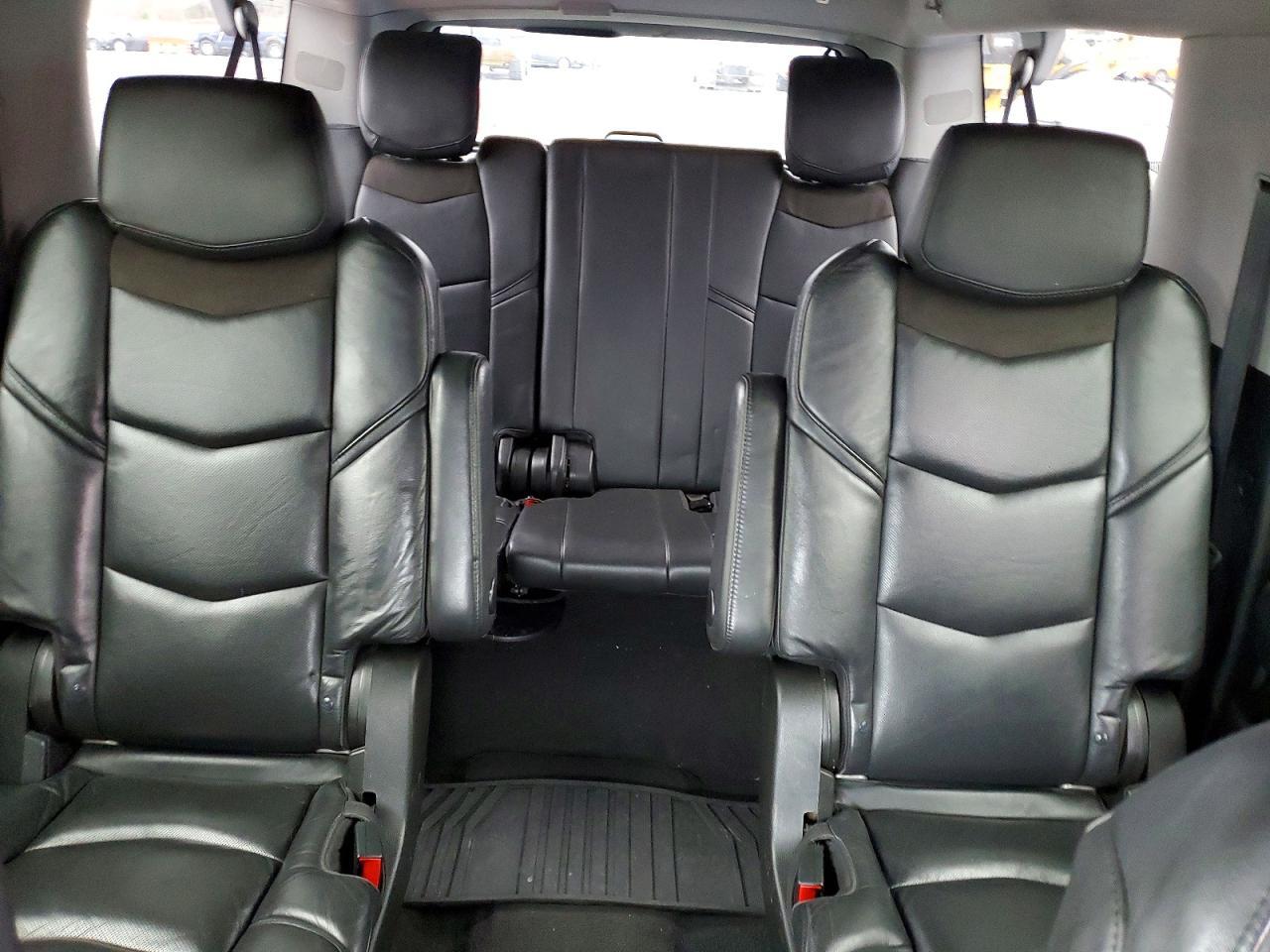 2019 CADILLAC Escalade ESV