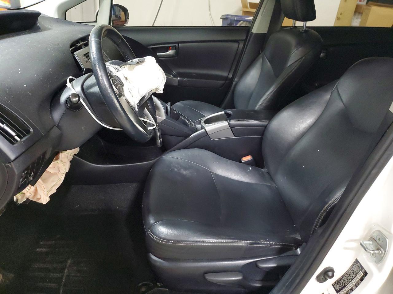 2015 TOYOTA PRIUS