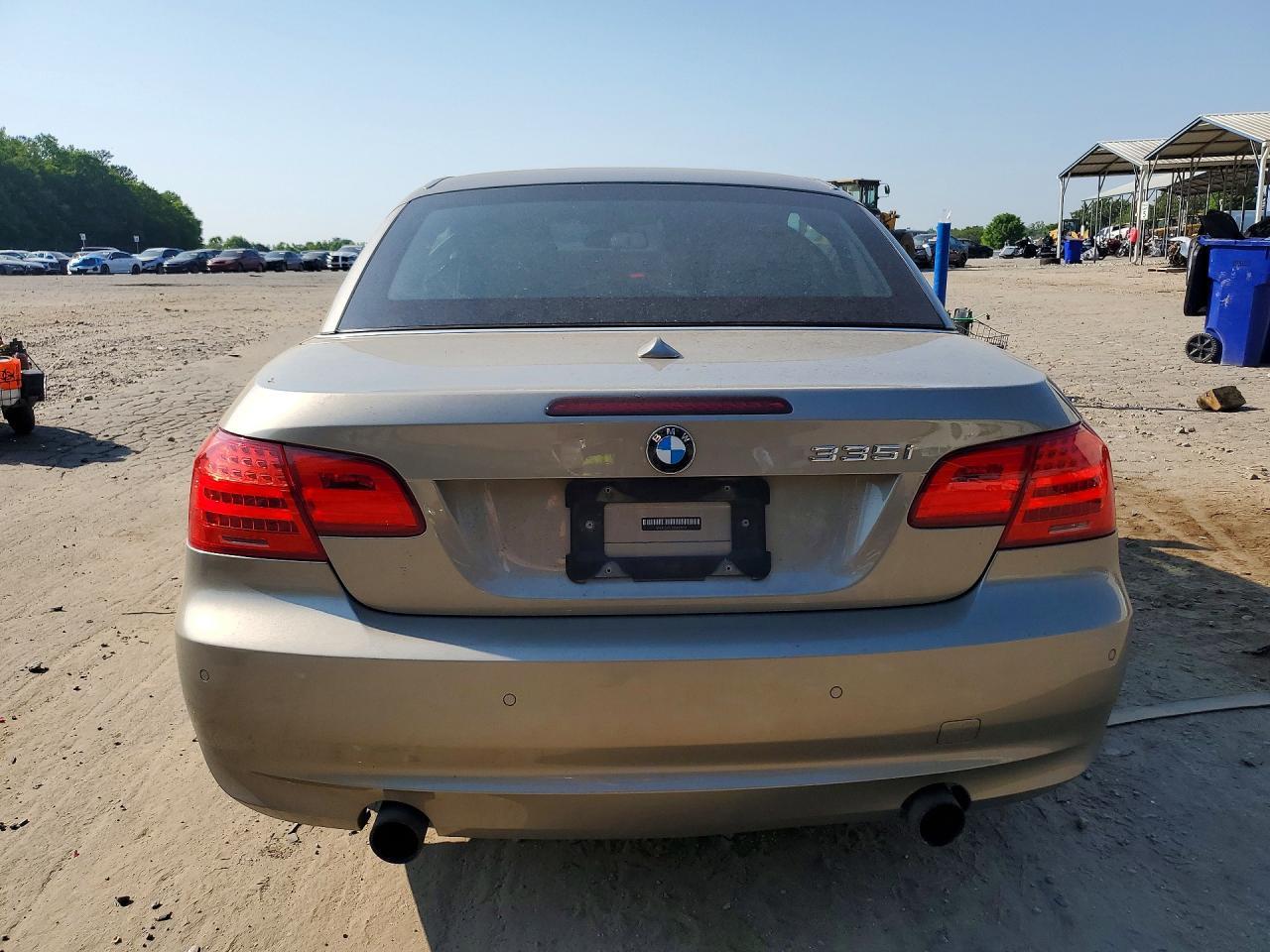 2011 BMW 3 SERIES