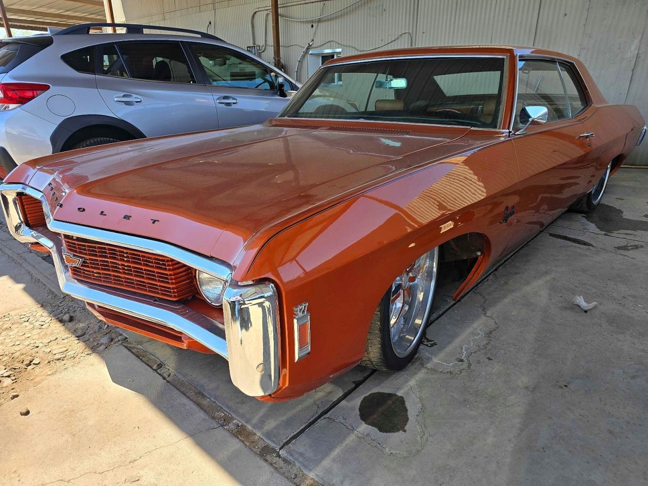 1969 CHEVROLET IMPALA