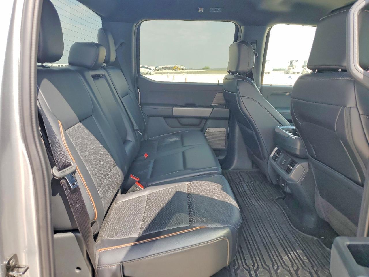 2025 FORD F-150 Lightning