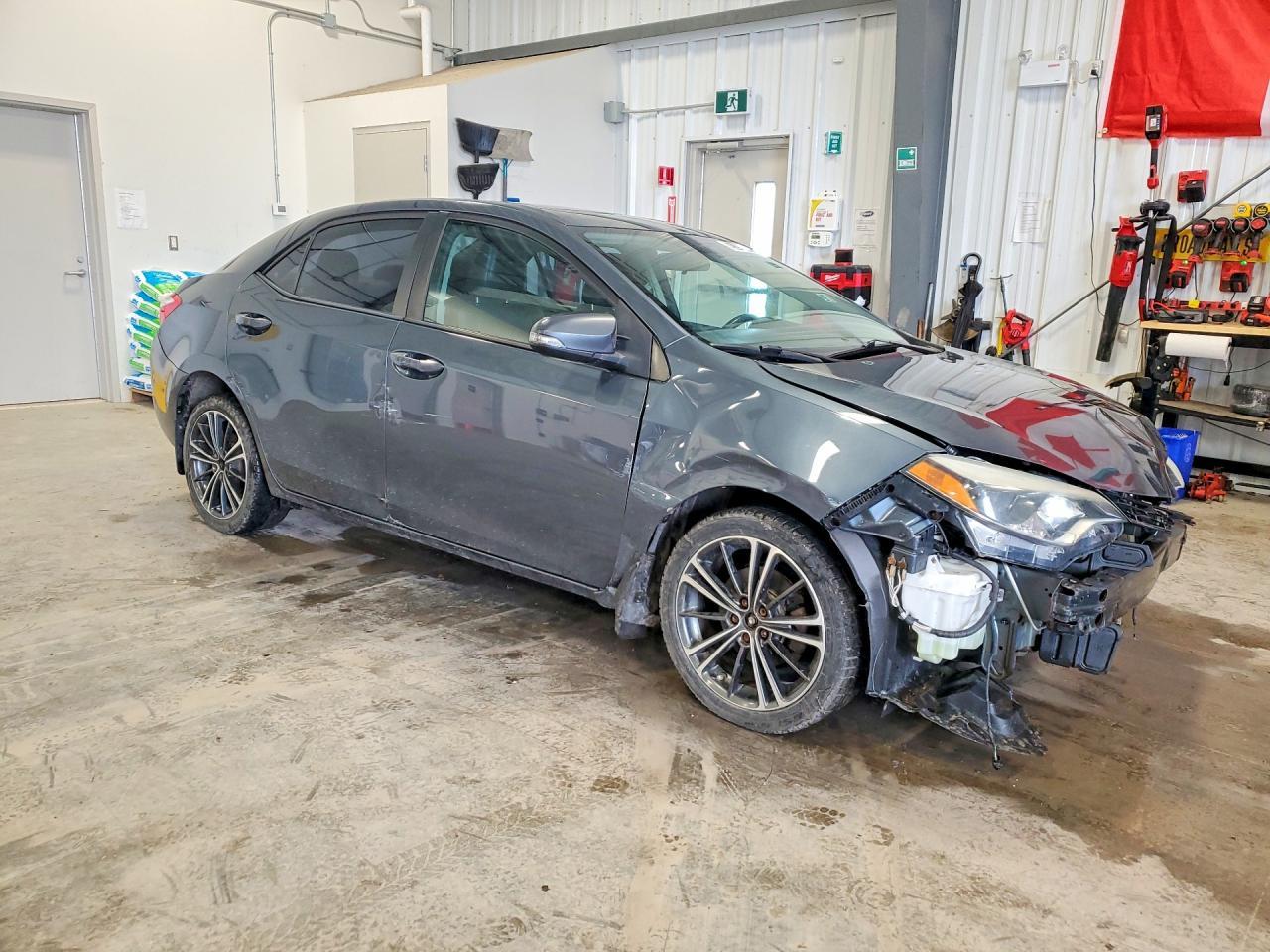 2016 TOYOTA COROLLA