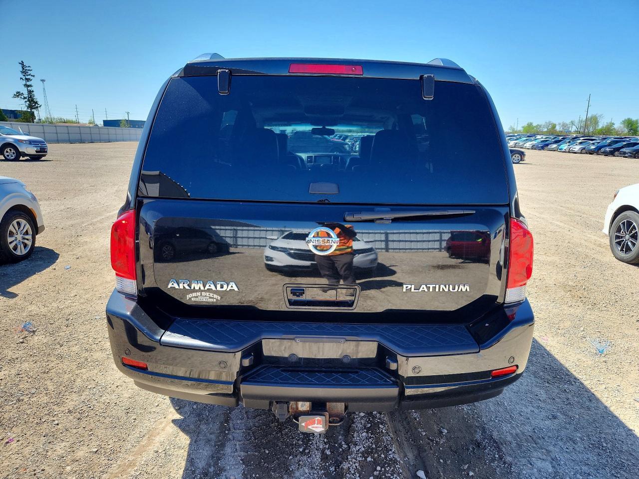 2015 NISSAN Armada