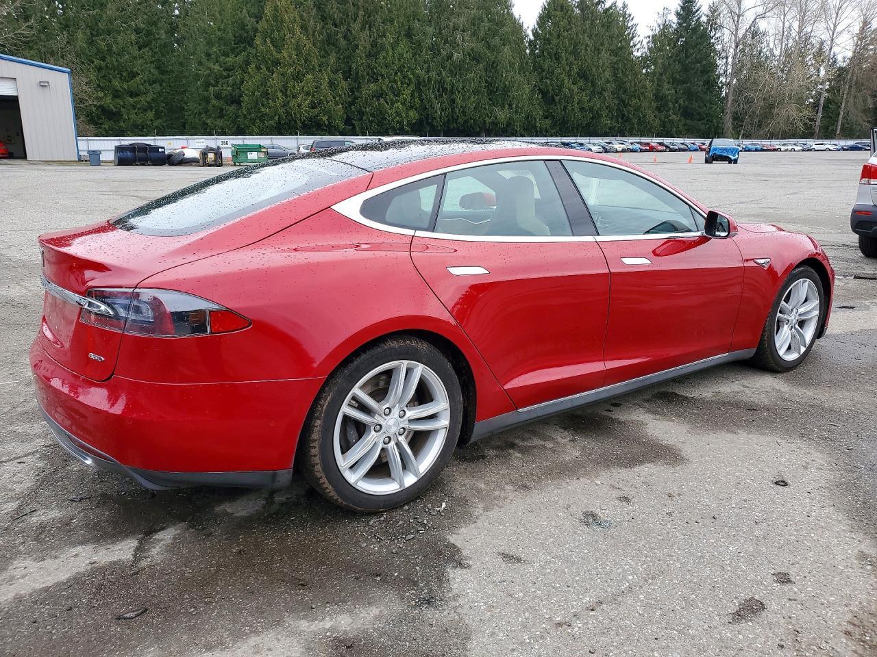 2015 TESLA MODEL S