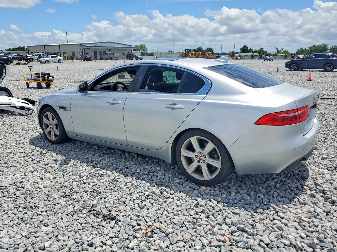 2017 JAGUAR XE