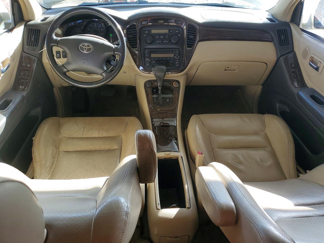 2002 TOYOTA HIGHLANDER