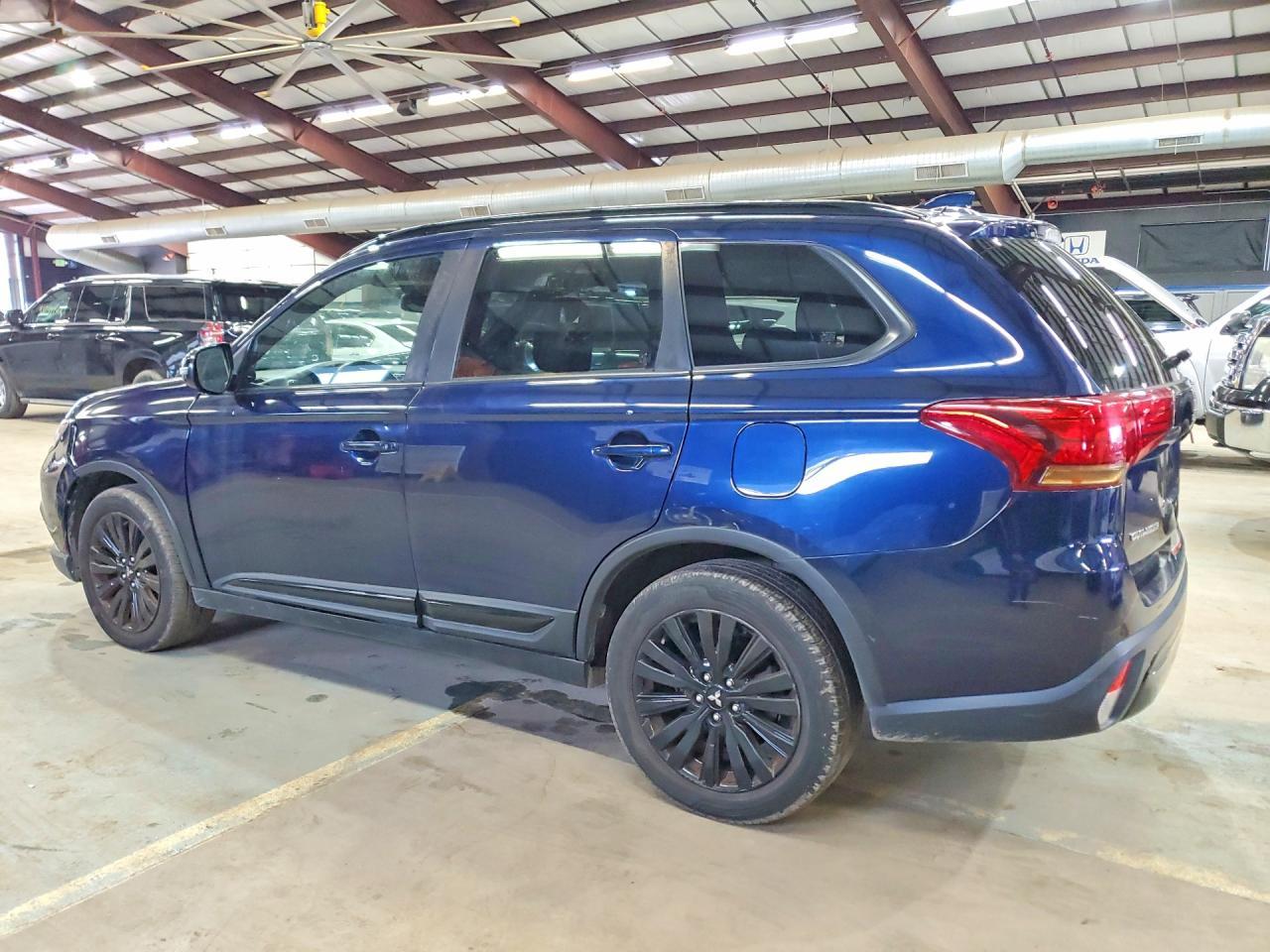 2020 MITSUBISHI outlander