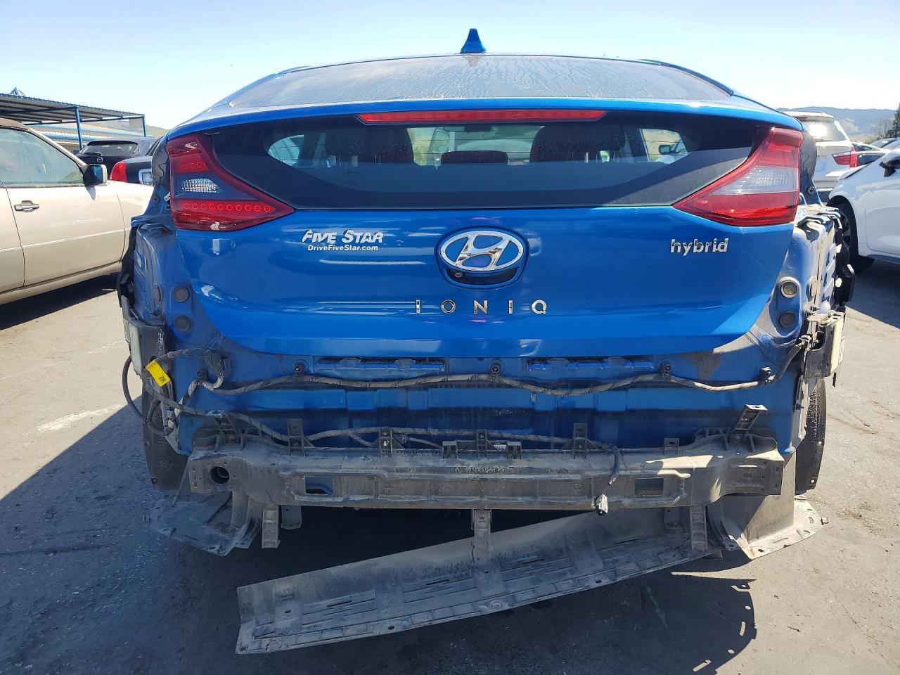 2017 HYUNDAI Ioniq