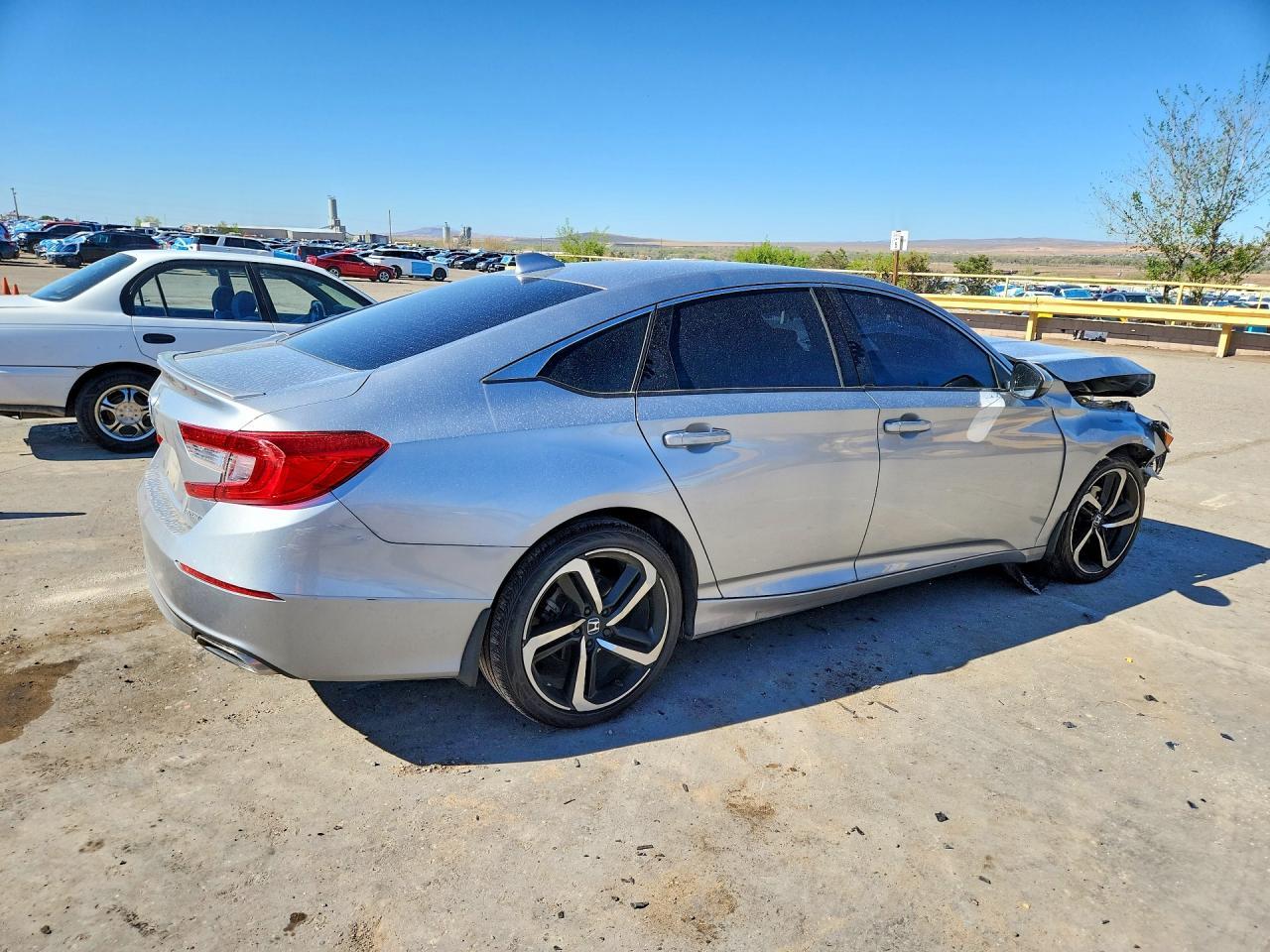 2018 HONDA ACCORD