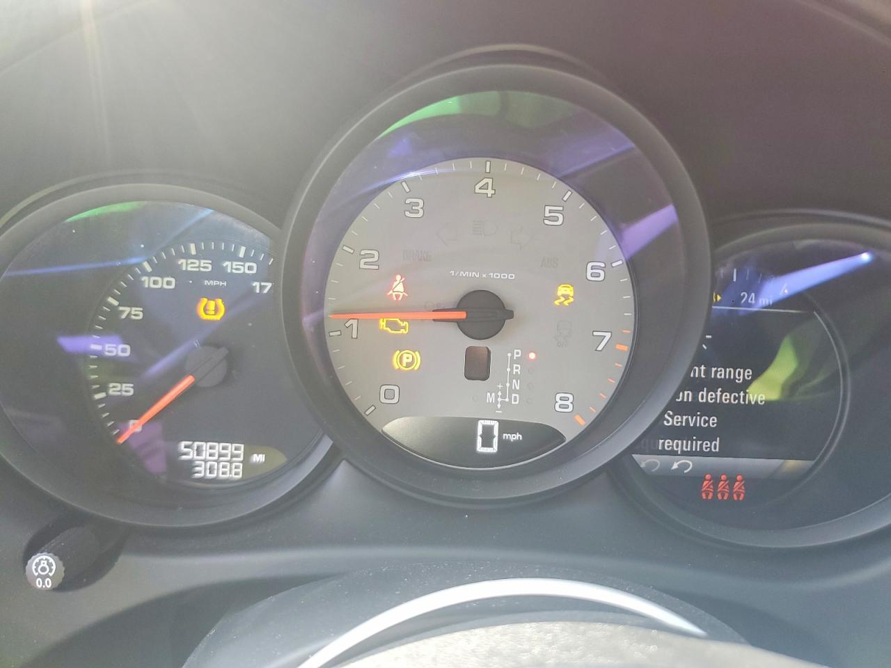 2021 PORSCHE Macan
