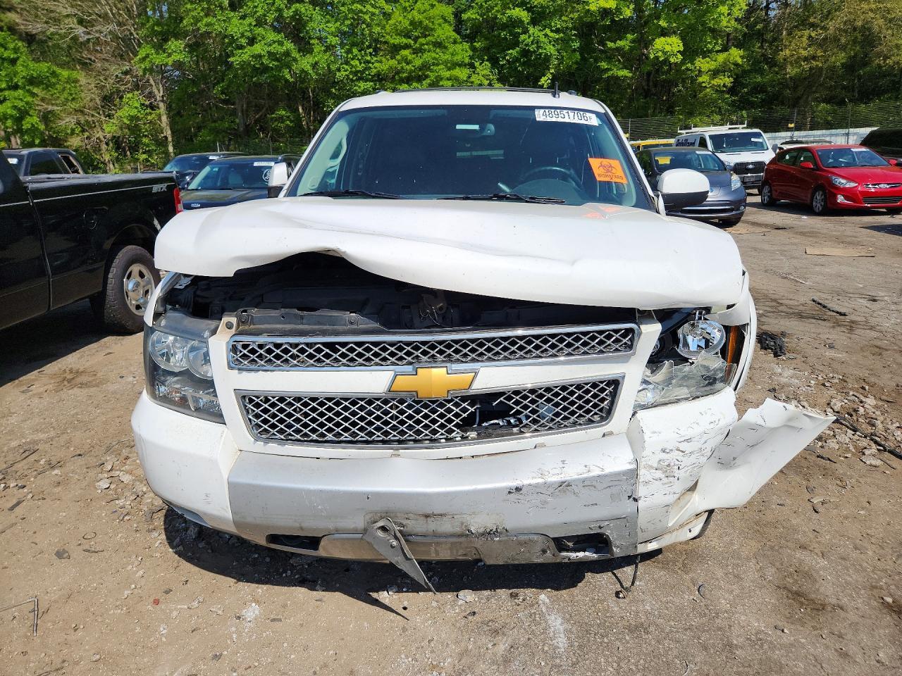 2014 CHEVROLET Suburban
