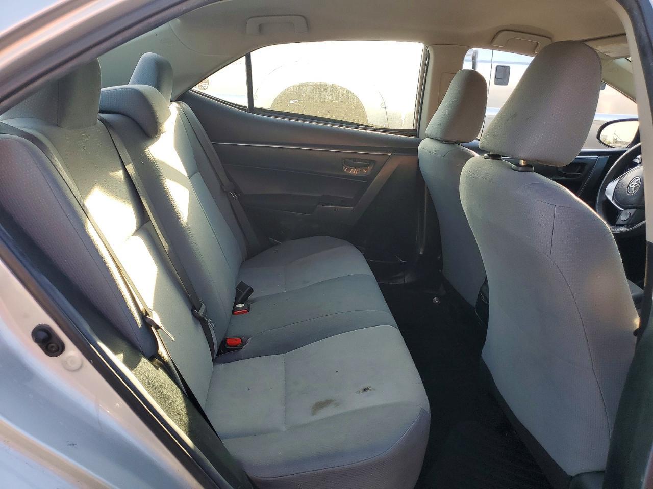 2015 TOYOTA COROLLA