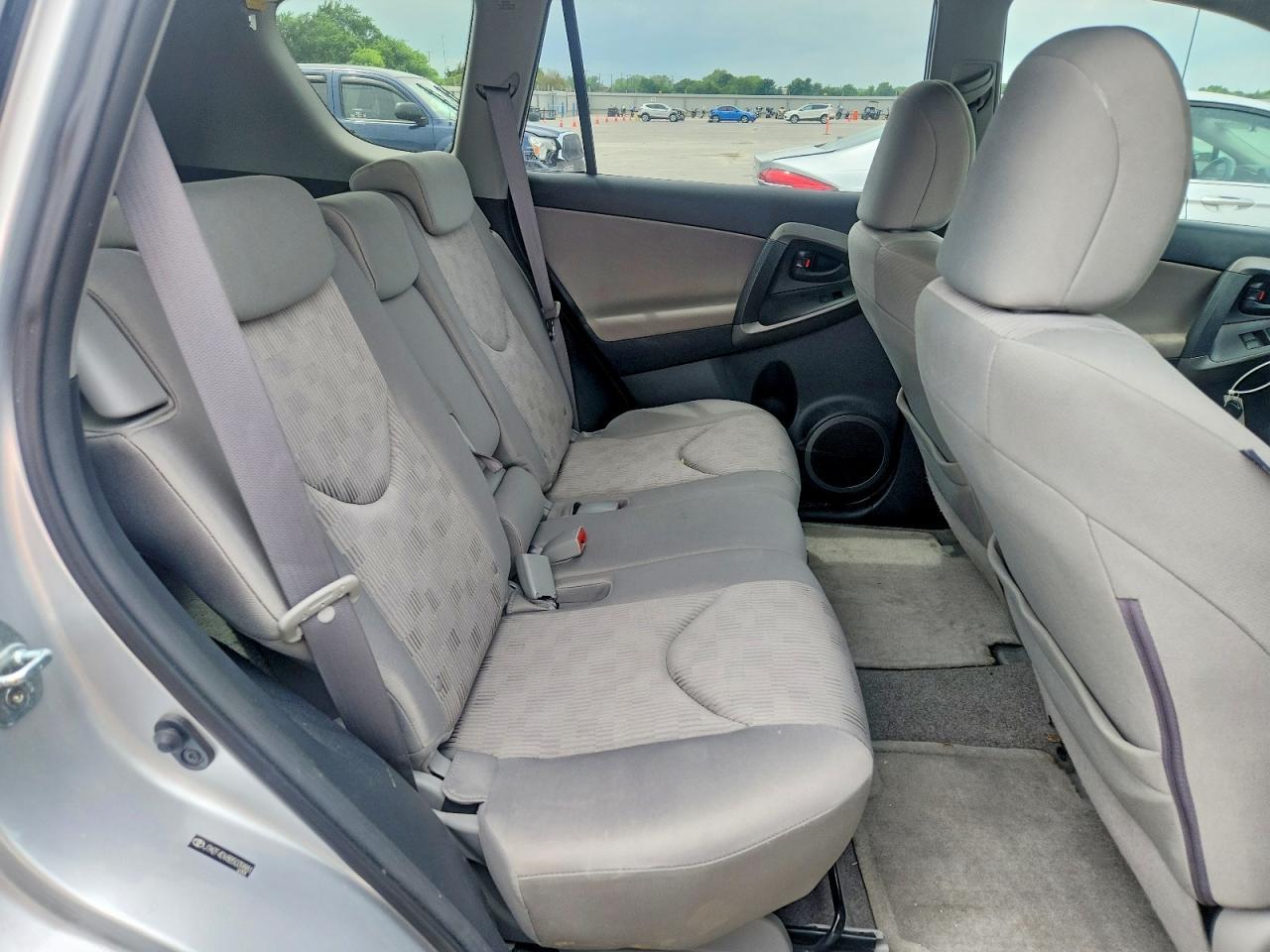 2011 TOYOTA RAV4