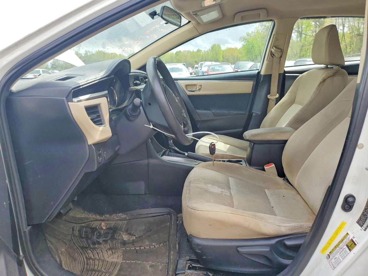 2015 TOYOTA COROLLA