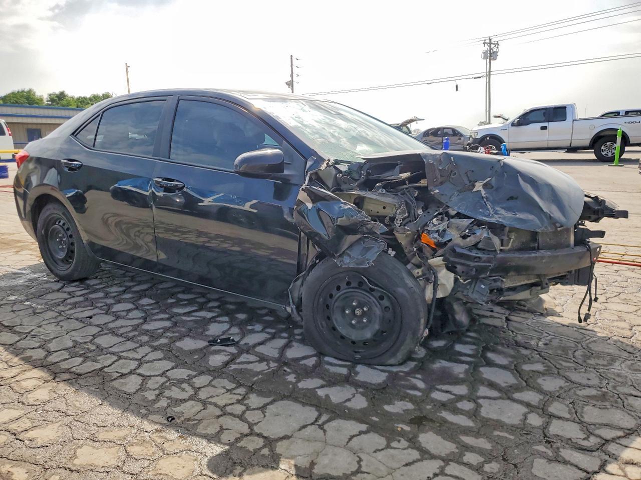 2018 TOYOTA COROLLA
