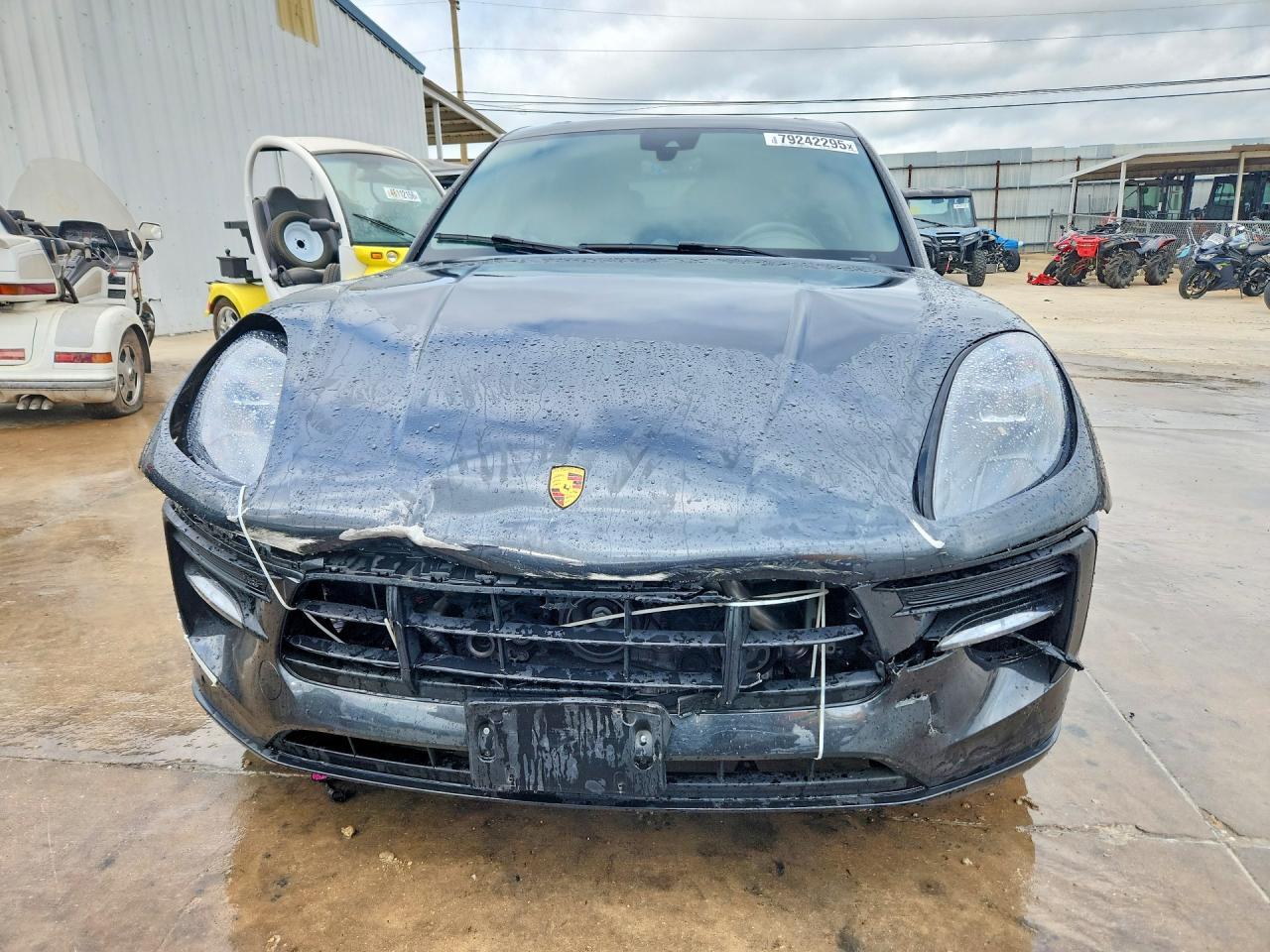 2021 PORSCHE Macan