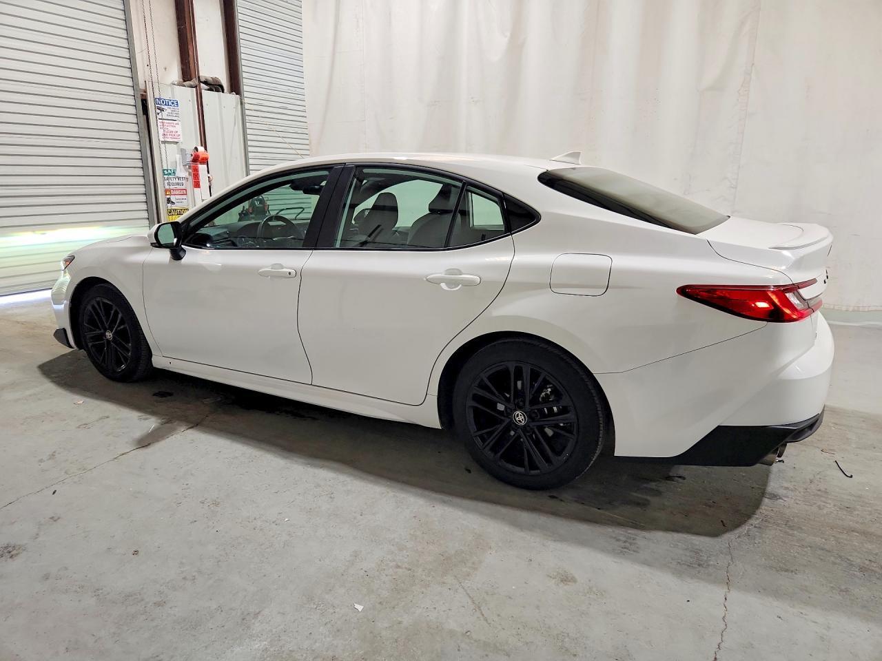 2025 TOYOTA CAMRY